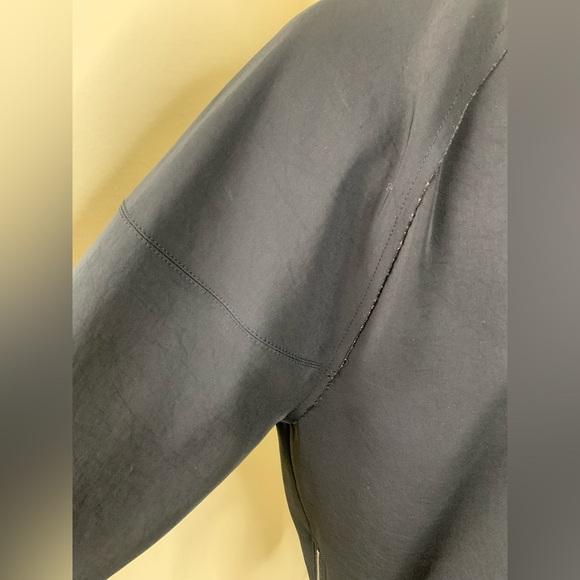 Women's Black Top - Picture 2 of 9